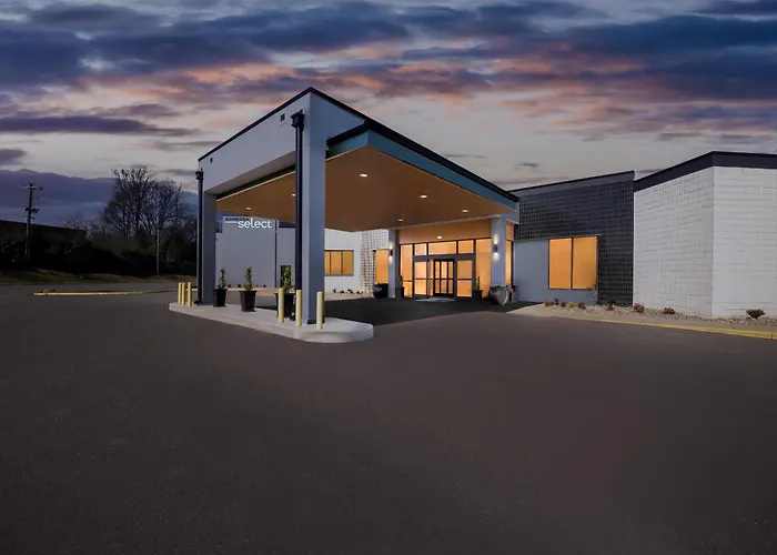 Beach hotel: Ramada By Wyndham Statesville