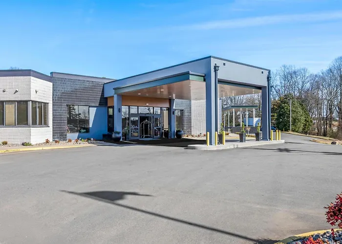Beach hotel: Ramada By Wyndham Statesville